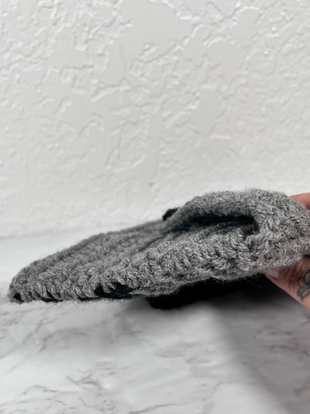 Gray & Black Crochet Wristlet - Picture 3 of 8